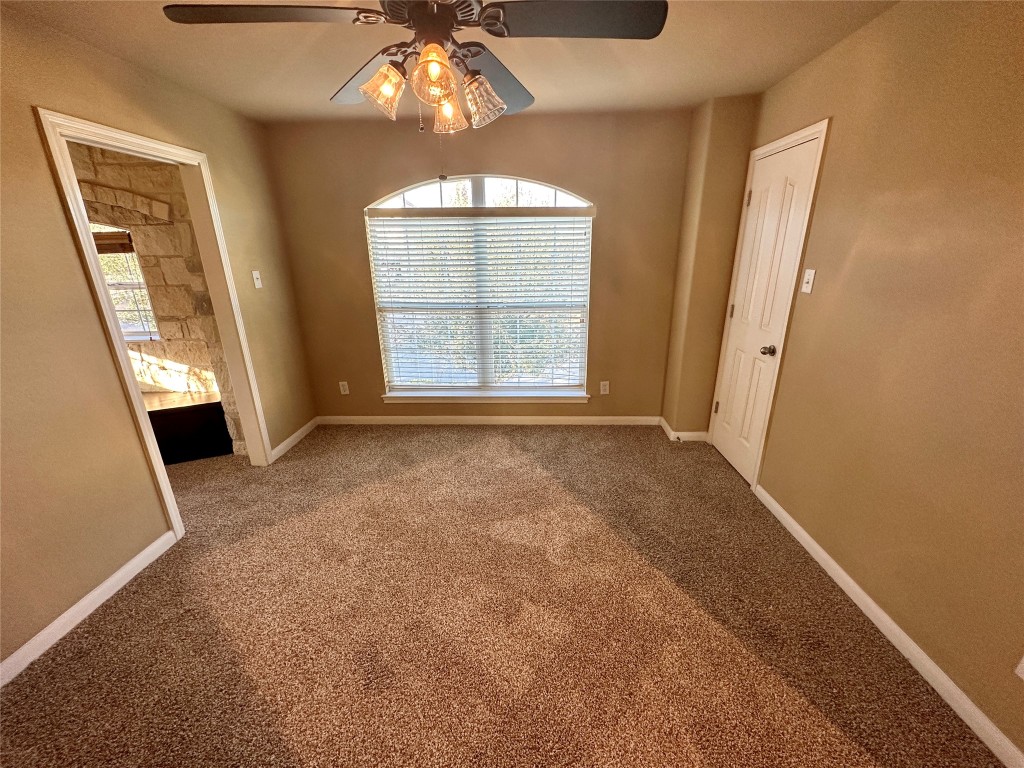 3713 Broadwinged Hawk Cove Austin, TX 78738 - Photo 22 of 37 en view interior of the house