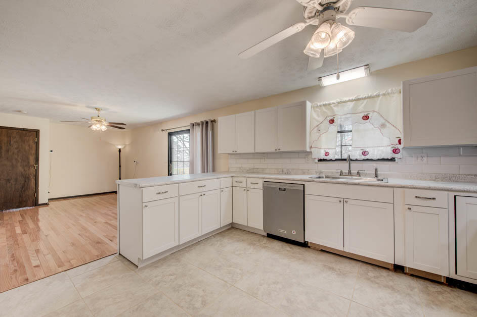 New kitchen