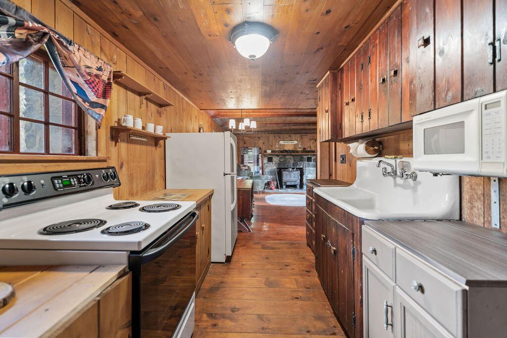 161 Herring Tract Road Willimantic, ME 04443 - Photo 10 of 29 DSC01169