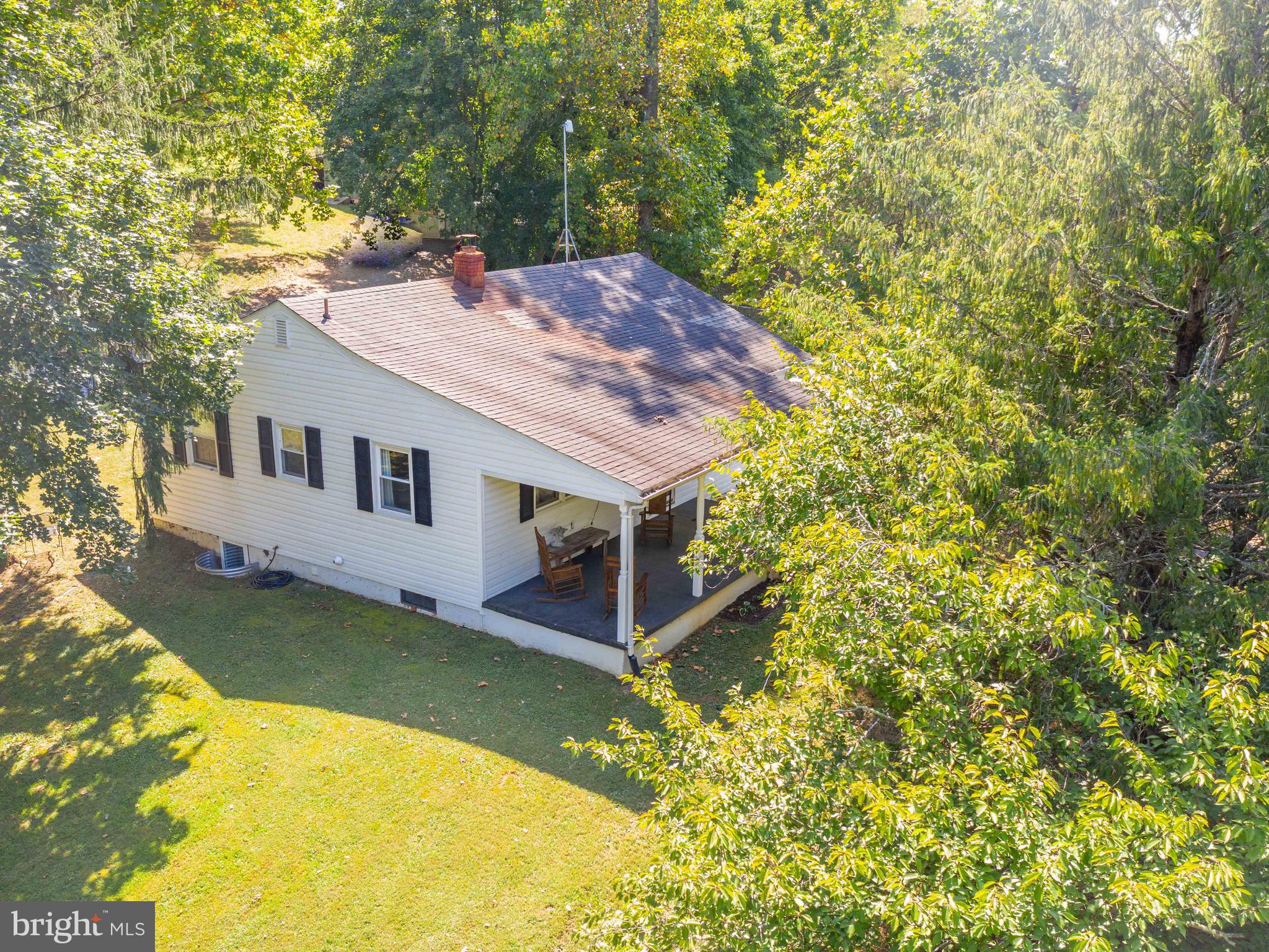 7137 Middle Road Middletown, VA 22645 - Photo 3 of 61