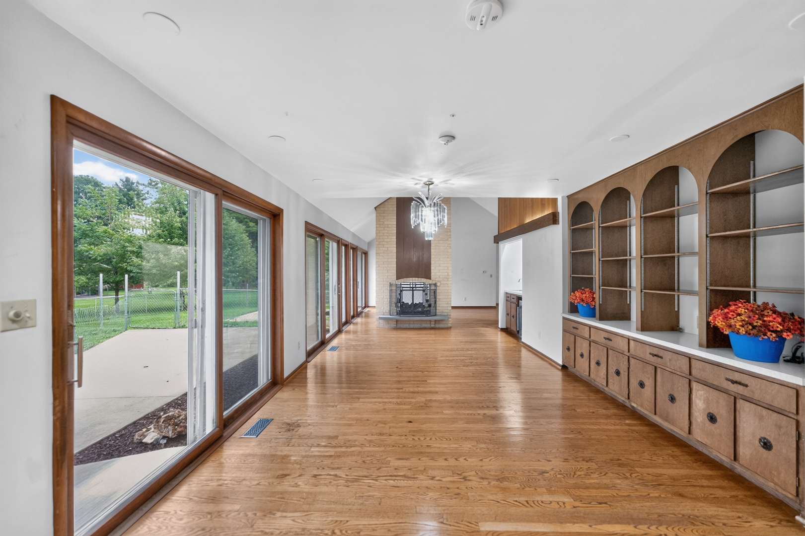 32836 Genoa Road Genoa, IL 60135 - Photo 18 of 87 Gallery Image 18