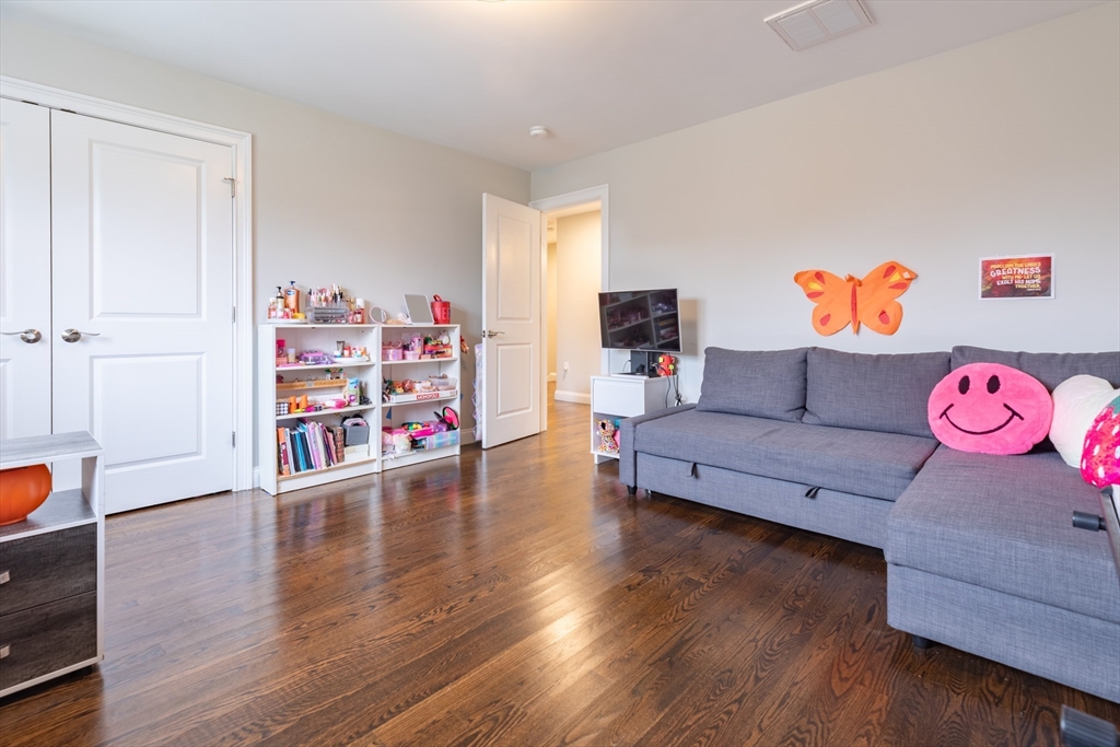 79 Lovering Street, Unit B Medway, MA 02053 - Photo 22 of 32