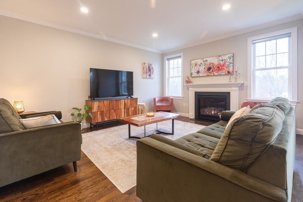 79 Lovering Street, Unit B Medway, MA 02053 - Photo 8 of 32