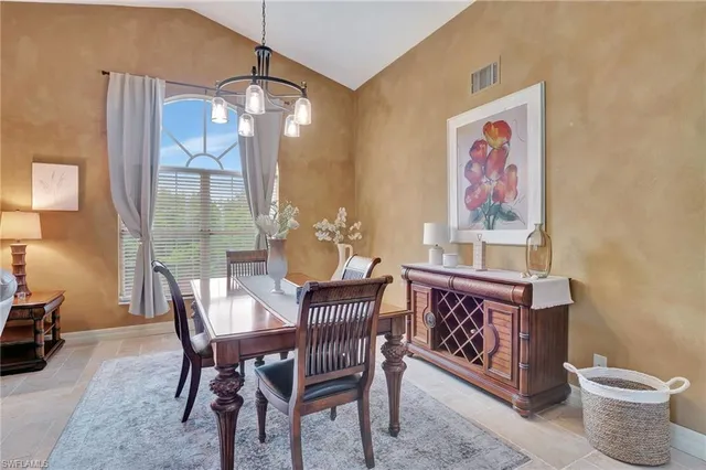 $3,700 | 2103 Tama Circle, Unit 202, Naples, FL 34112