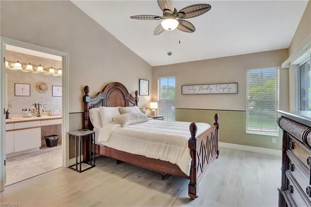 $3,700 | 2103 Tama Circle, Unit 202, Naples, FL 34112