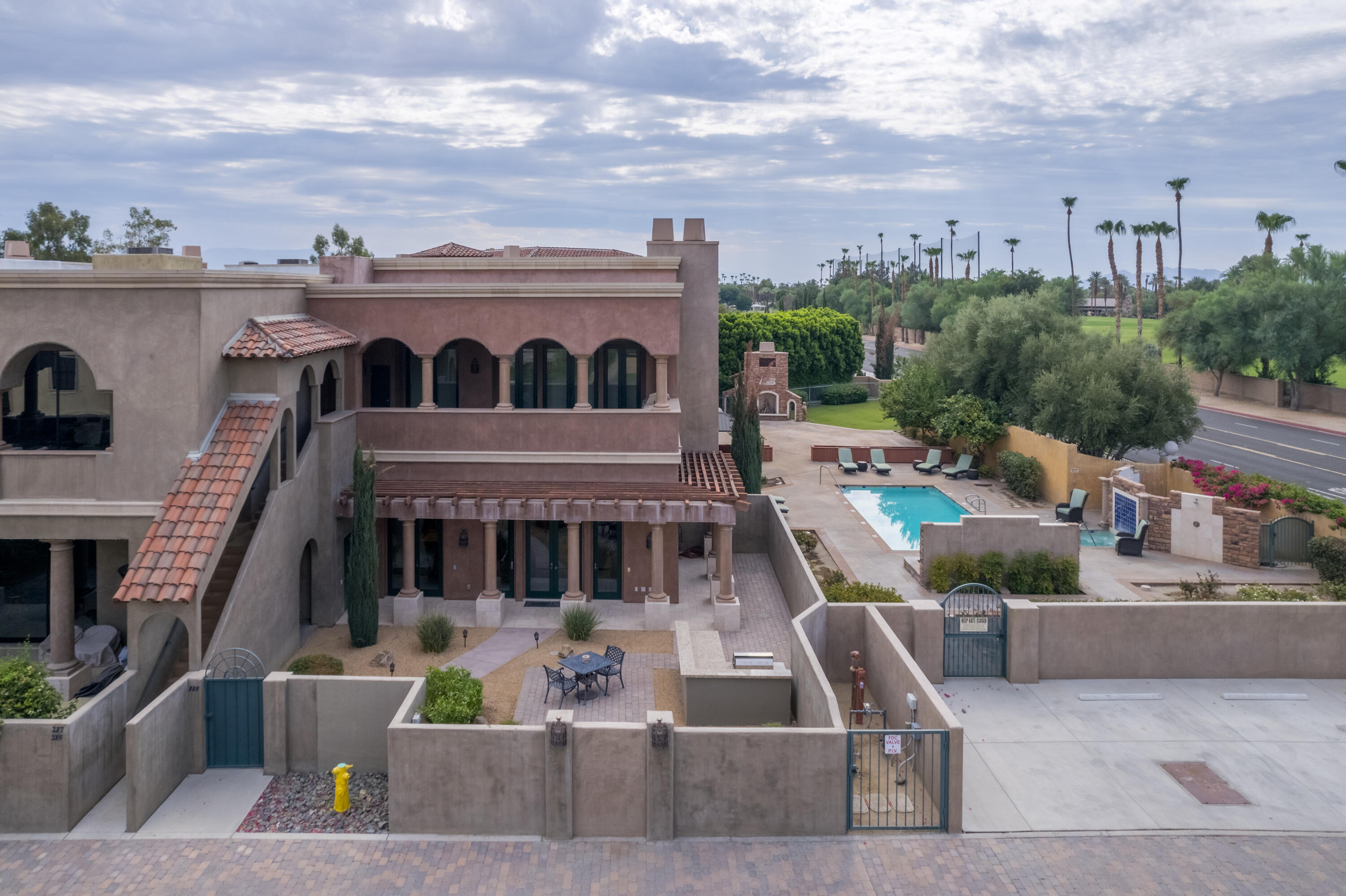 115 Via Veneto Rancho Mirage, CA 92270 - Photo 9 of 64 Photo-9