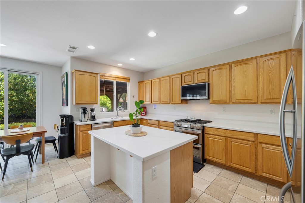 3819 St Austell Way Perris, CA 92571 - Photo 12 of 64
