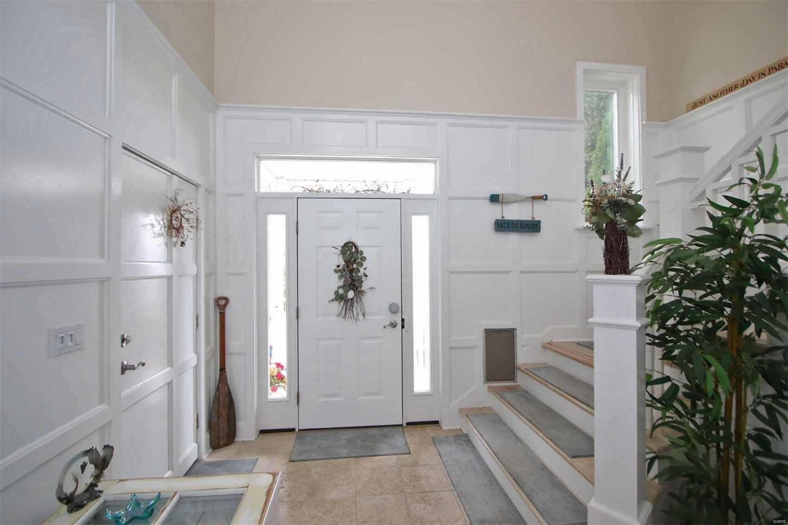 811 Wind Rivers Drive, Unit B Grafton, IL 62037 - Photo 12 of 43 Gallery Image 12