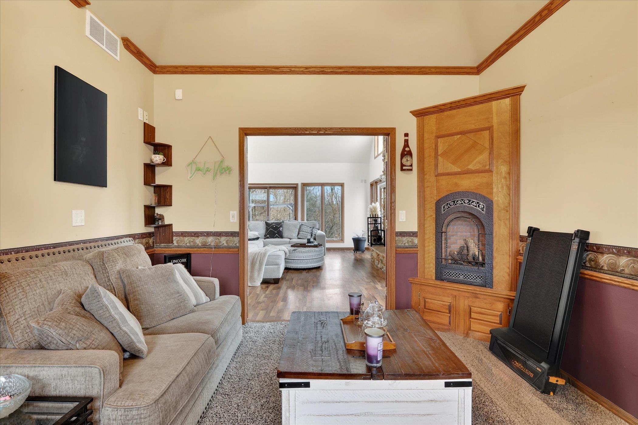 638 West Cedarville Road Freeport, IL 61032 - Photo 16 of 51 Gallery Image 16