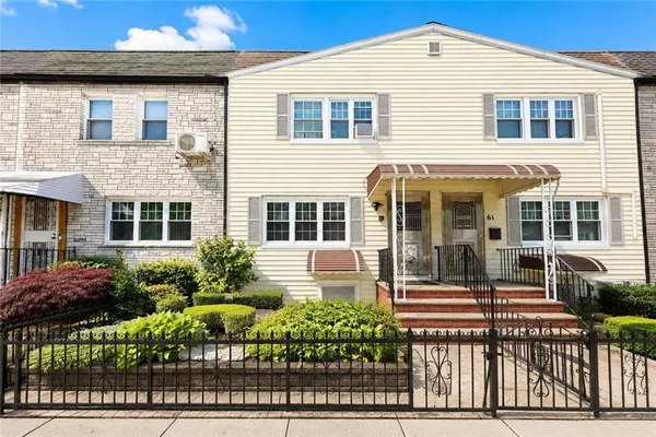 $1,090,000 | 59 Bay 40th Street | Gravesend