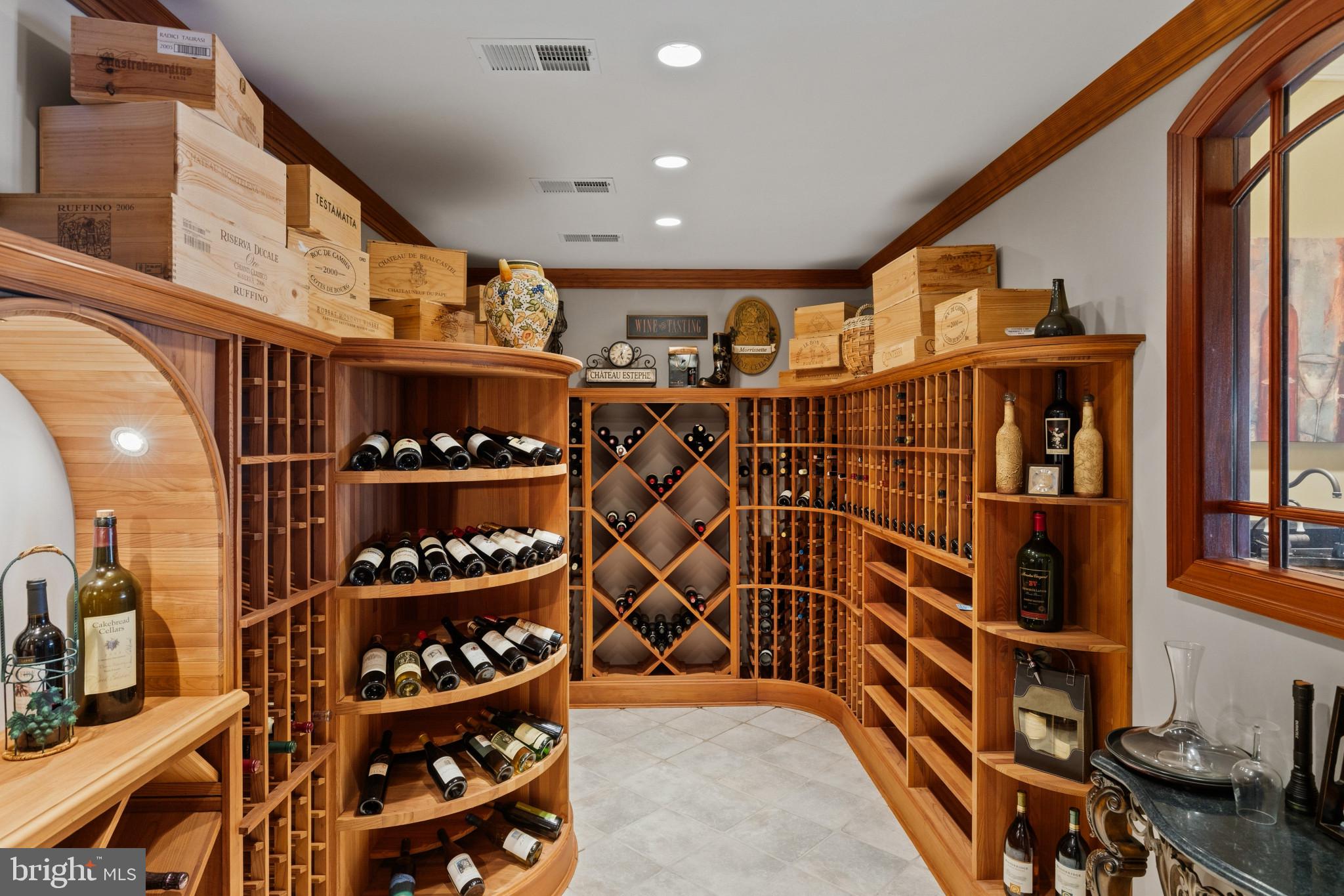 720 South River Landing Road Edgewater, MD 21037 - Photo 32 of 46 Wine cellar