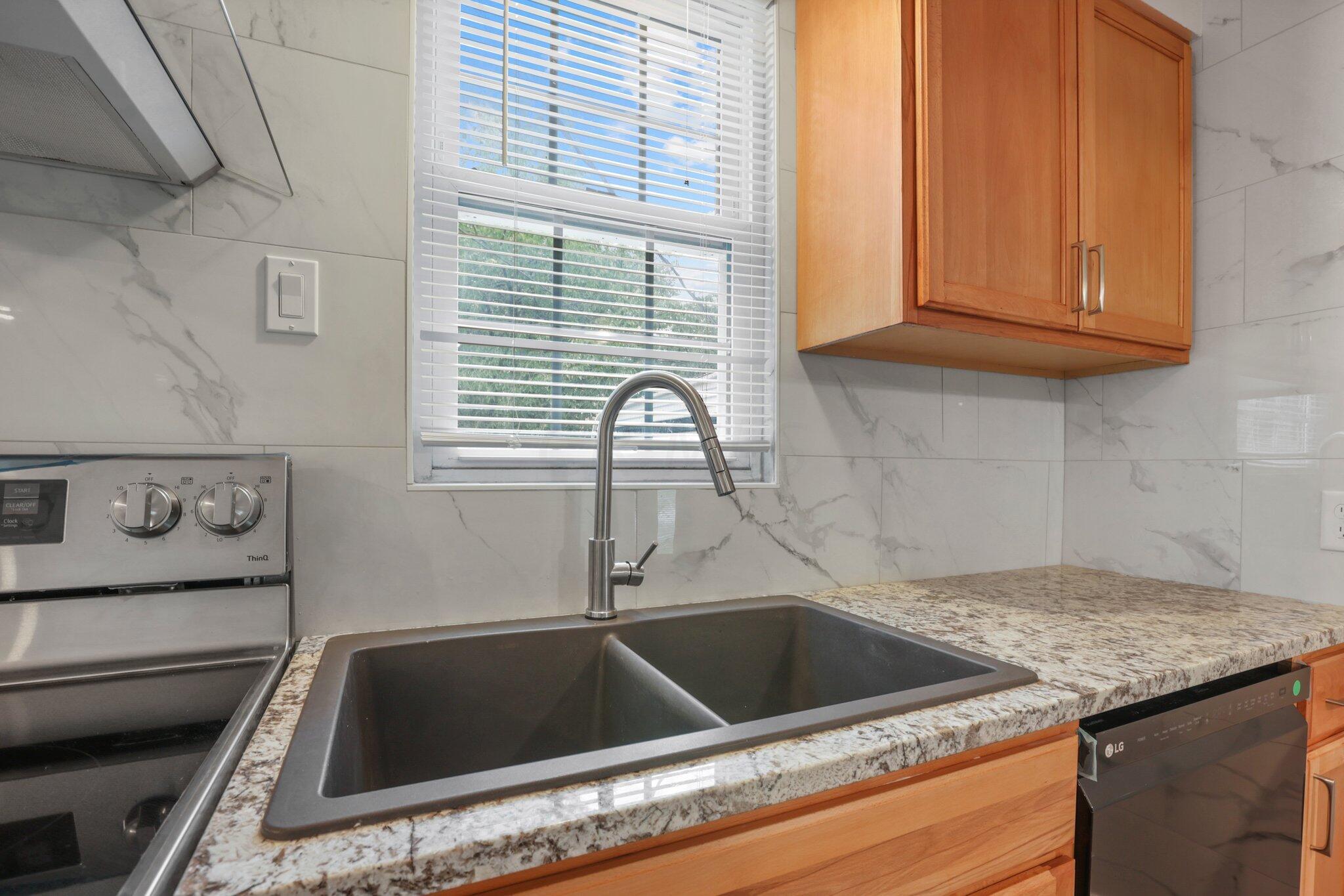 1778 Kenny Road Columbus, OH 43212 - Photo 6 of 53 19-web-or-mls-0D3A0349