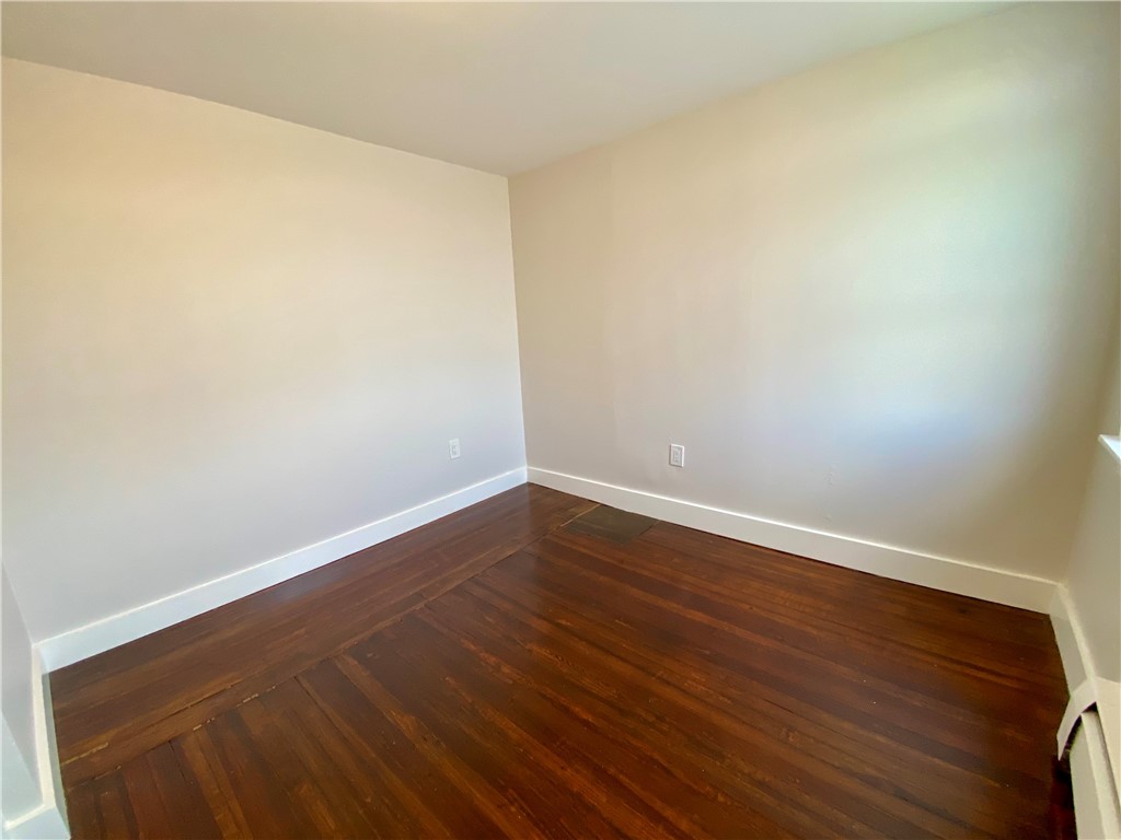 14 South Baptist Street Newport, RI 02840 - Photo 13 of 19