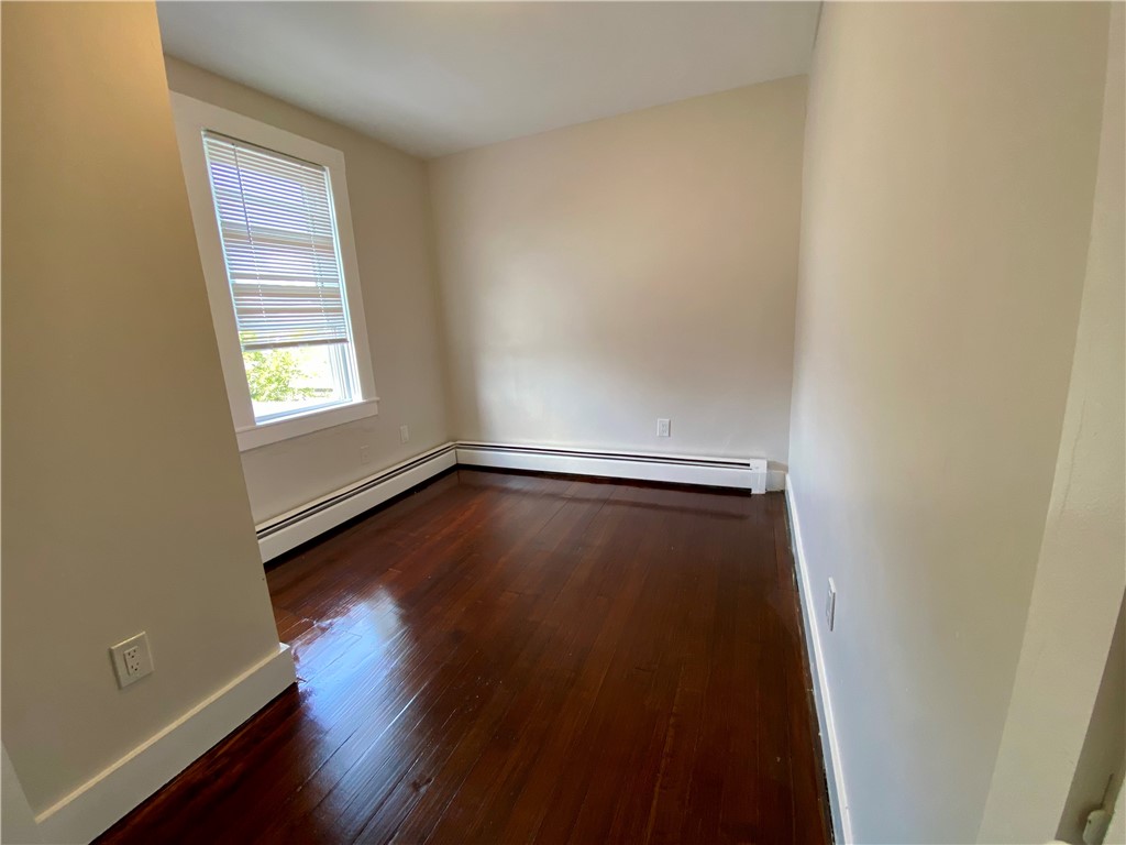 14 South Baptist Street Newport, RI 02840 - Photo 15 of 19