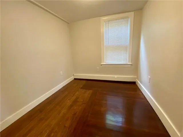 $3,000 | 14 South Baptist Street, Newport, RI 02840