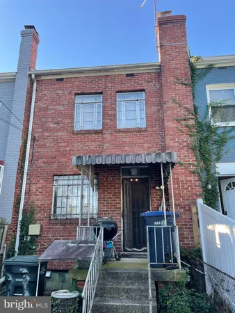 $315,000 | 3018 M Place Southeast, Washington, DC 20019