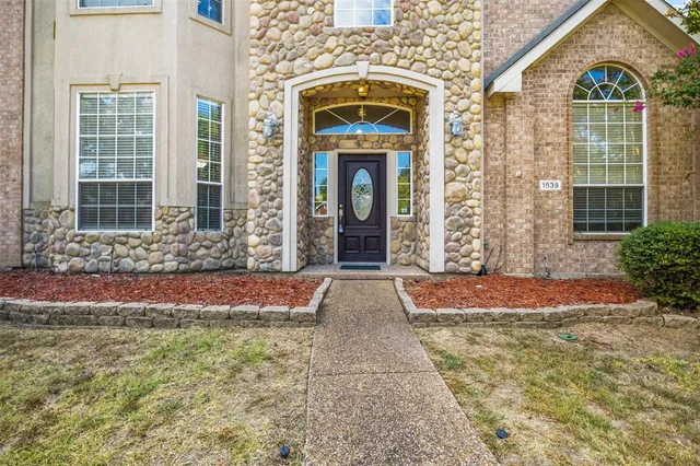 $3,950 | 1839 Emerald Bay Drive, Rockwall, TX 75087