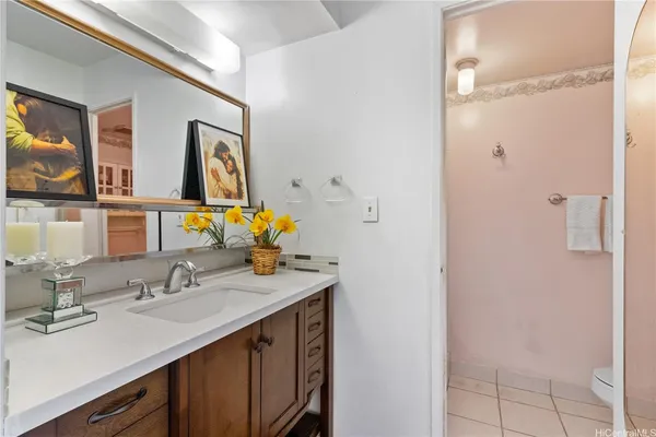 $449,000 | 1015 Ala Napunani Street, Unit 802, Honolulu, HI 96818