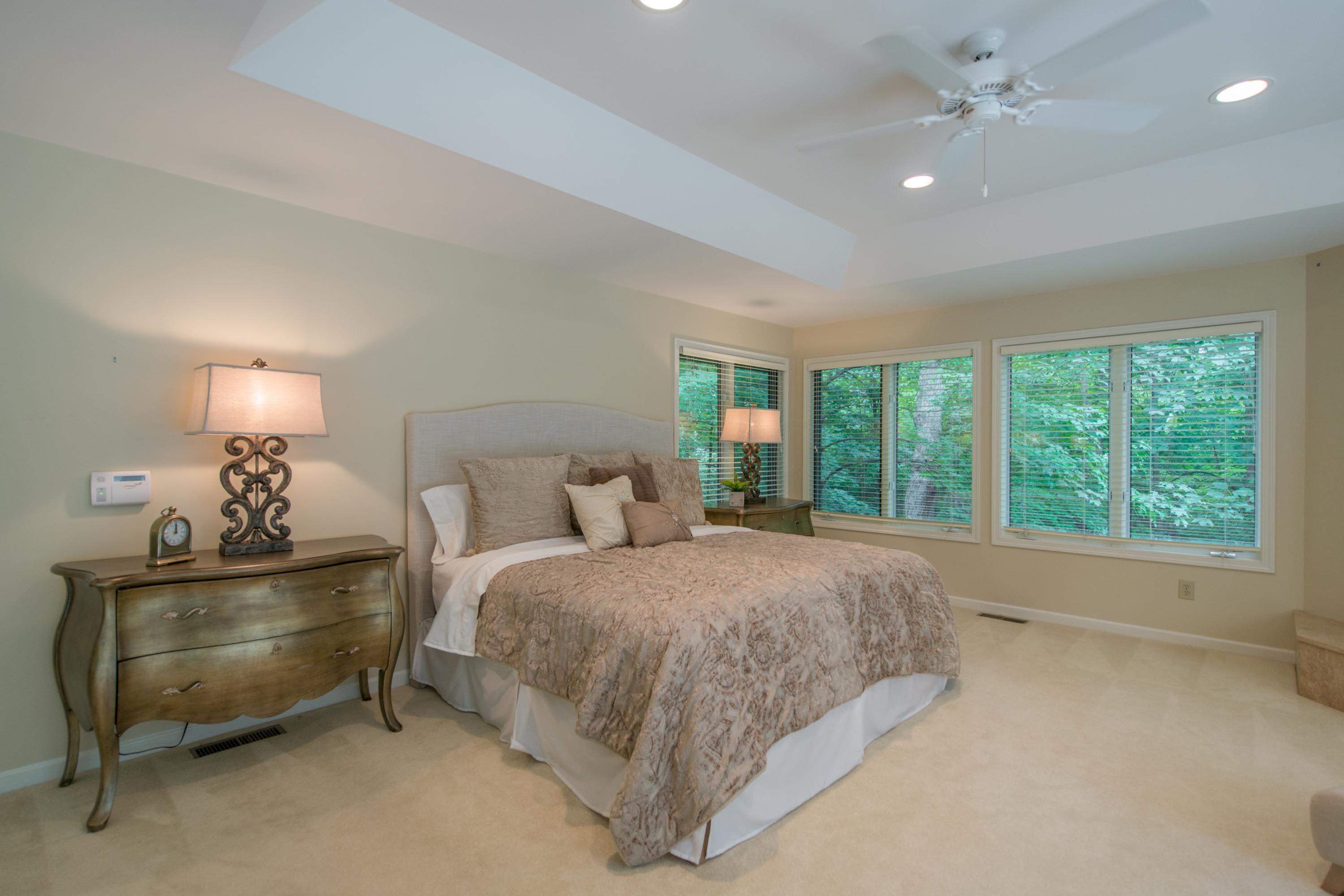 3040 Oakridge Road Columbus, OH 43221 - Photo 37 of 83