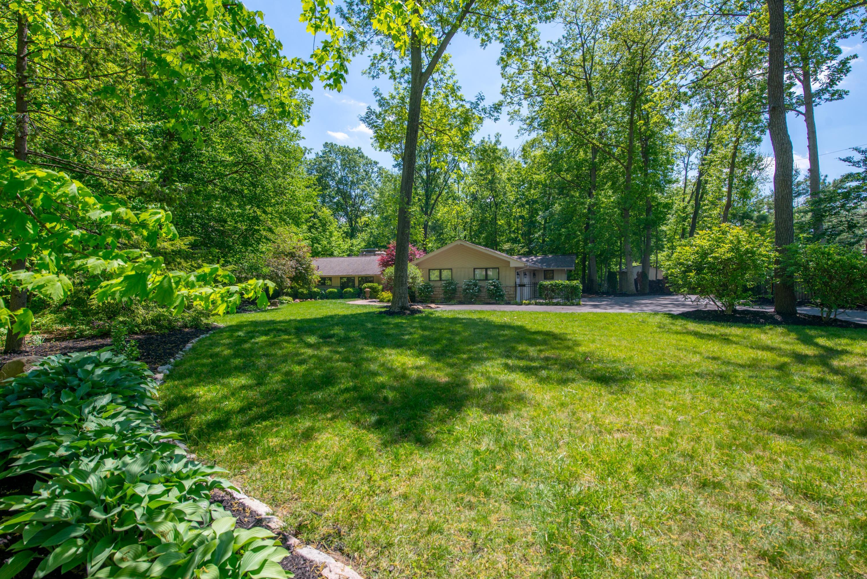 3040 Oakridge Road Columbus, OH 43221 - Photo 4 of 83