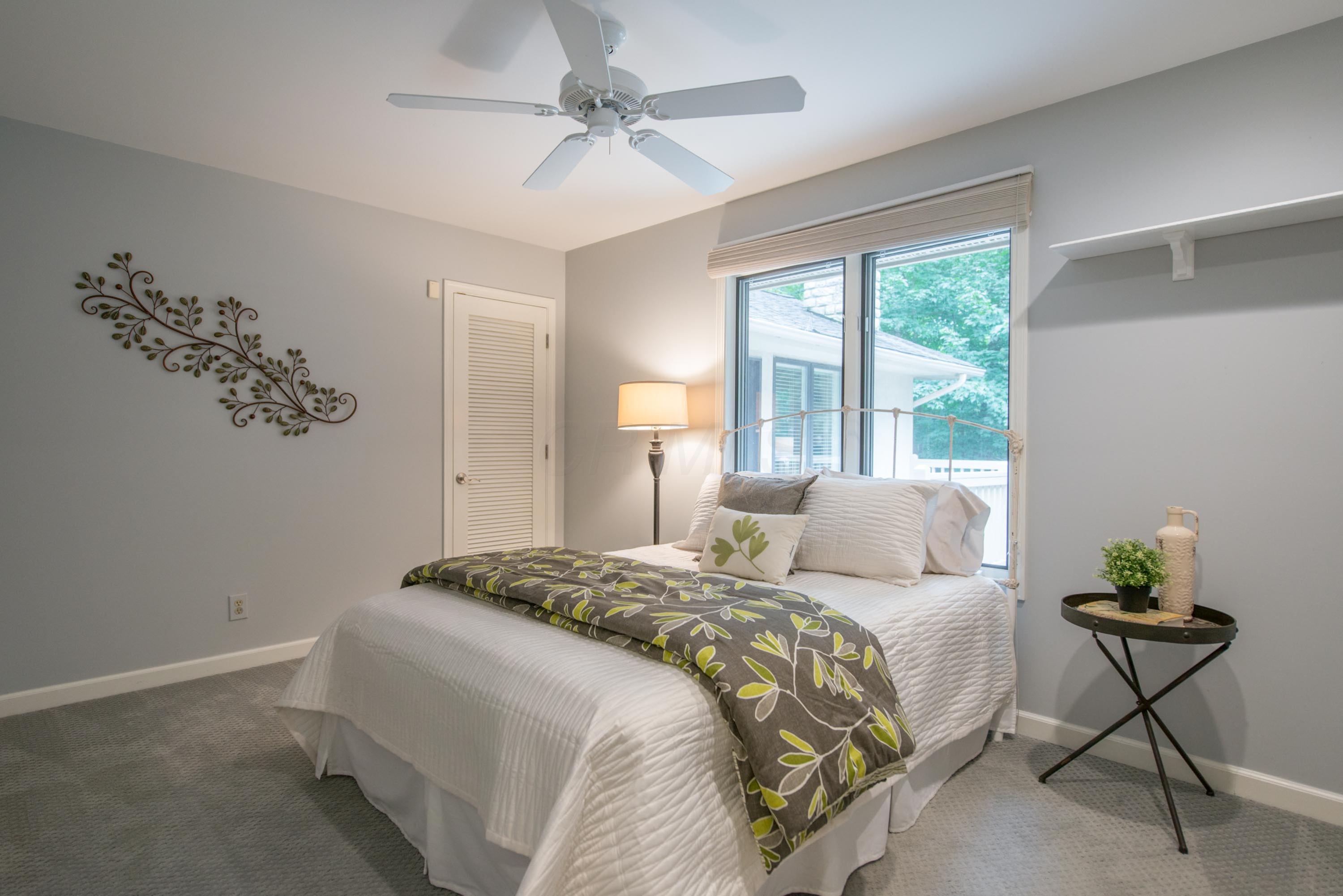3040 Oakridge Road Columbus, OH 43221 - Photo 54 of 83