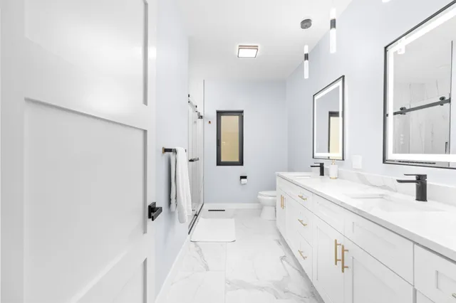 $675,000 | 383 Oakbrook Drive, Wisconsin Dells, WI 53965