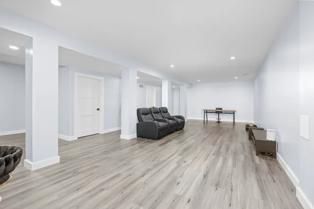 $675,000 | 383 Oakbrook Drive, Wisconsin Dells, WI 53965