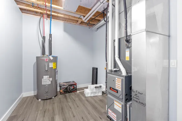 $675,000 | 383 Oakbrook Drive, Wisconsin Dells, WI 53965