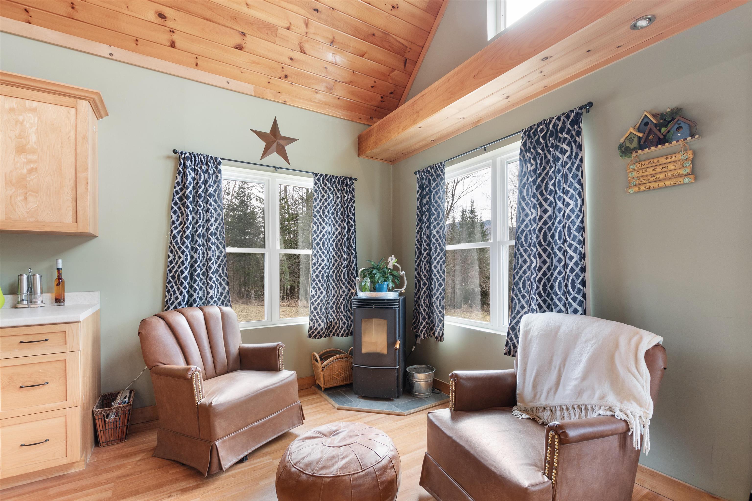 350 Mill Brook Road Bloomfield, VT 05905 - Photo 4 of 38
