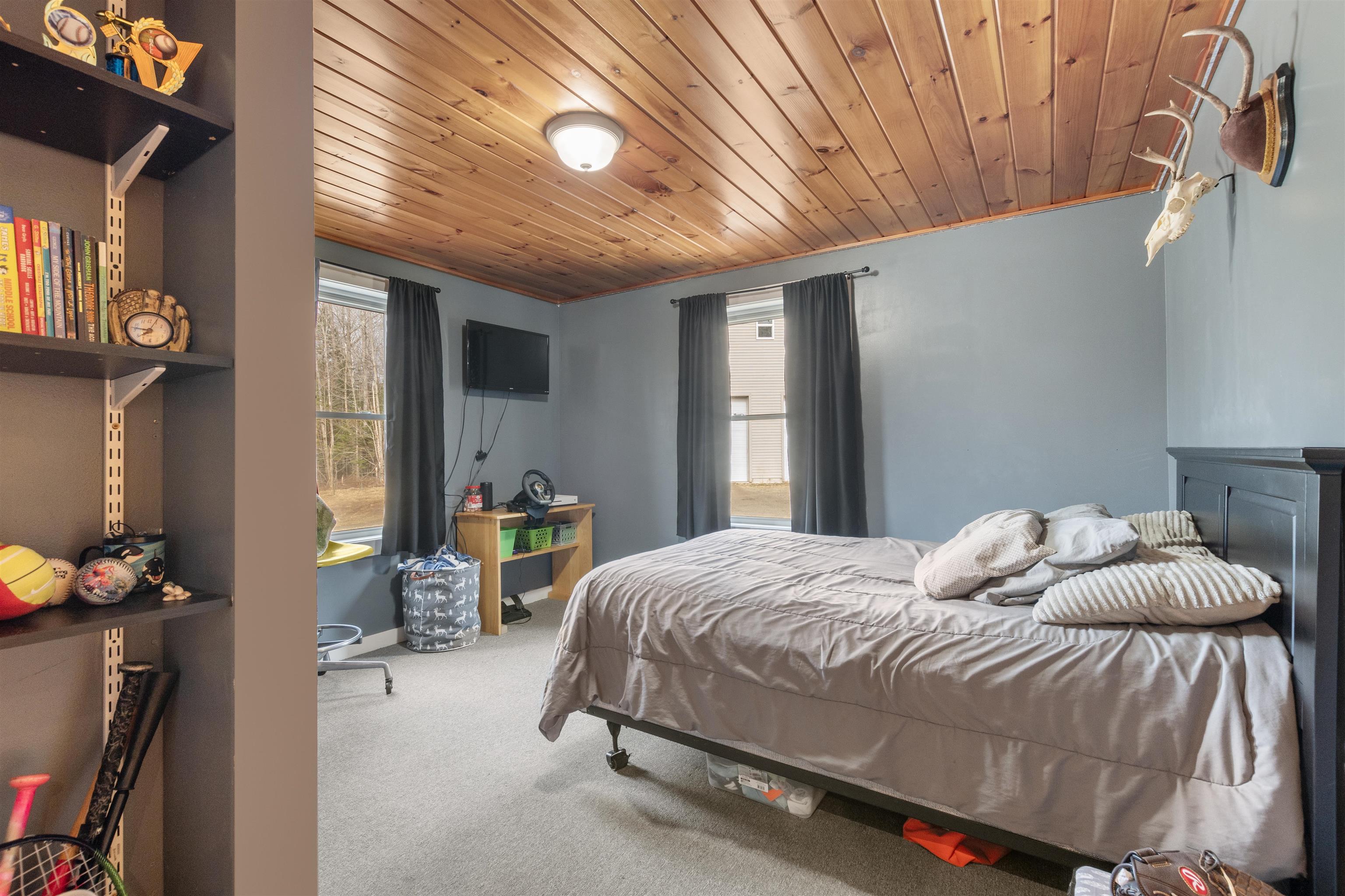 350 Mill Brook Road Bloomfield, VT 05905 - Photo 6 of 38