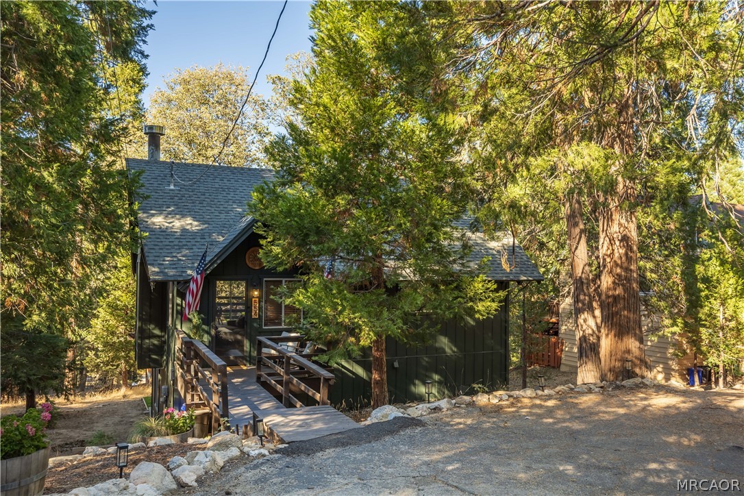554 Pioneer Road Lake Arrowhead, CA 92352 - Photo 41 of 42 Gallery Image 41