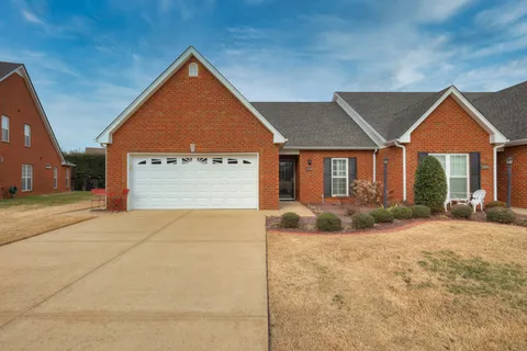 $358,000 | 3342 Berryside Drive, Murfreesboro, TN 37128