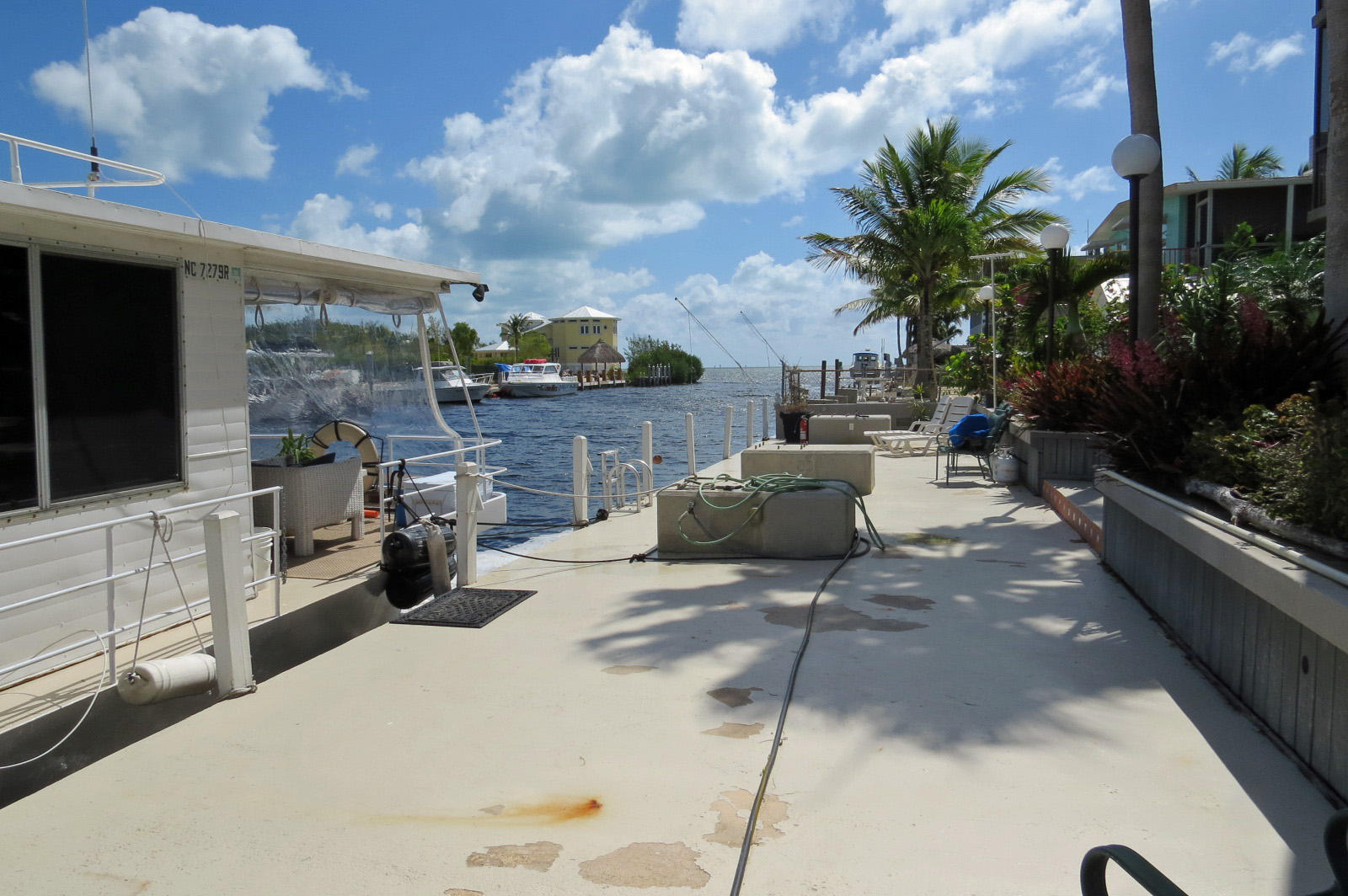 28 South Exuma Road Key Largo, FL 33037 - Photo 7 of 50 70' Dock