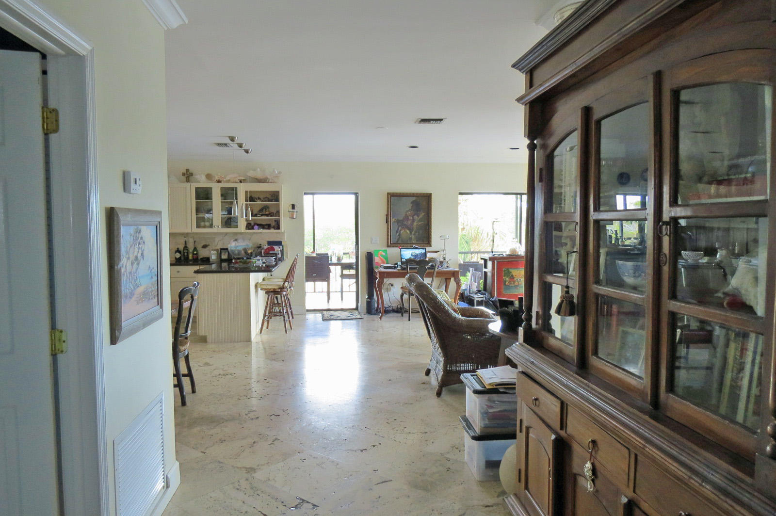 28 South Exuma Road Key Largo, FL 33037 - Photo 9 of 50 Foyer