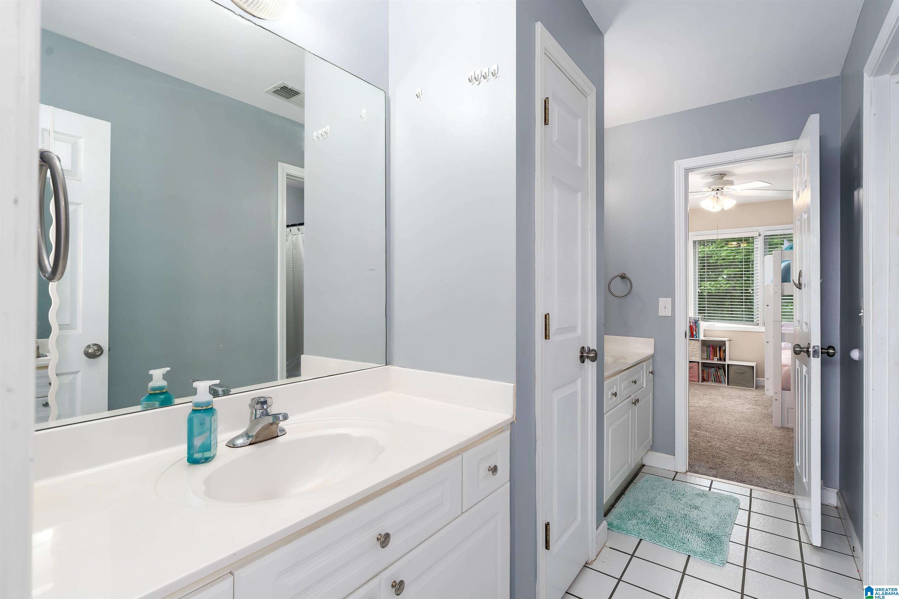 124 Maple Trace Hoover, AL 35244 - Photo 29 of 62 Gallery Image 29