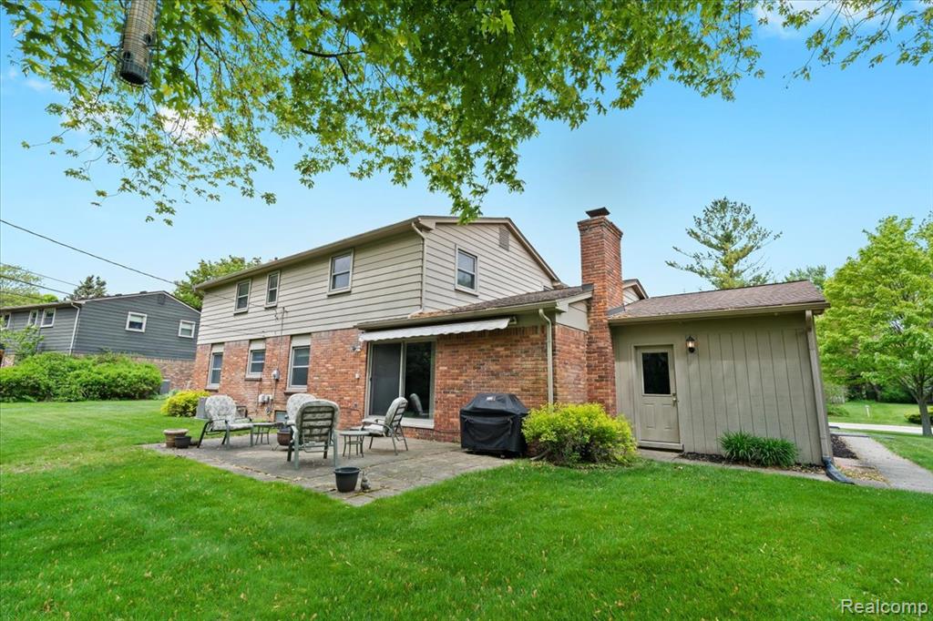 799 Croydon Road Rochester Hills, MI 48309 - Photo 38 of 56