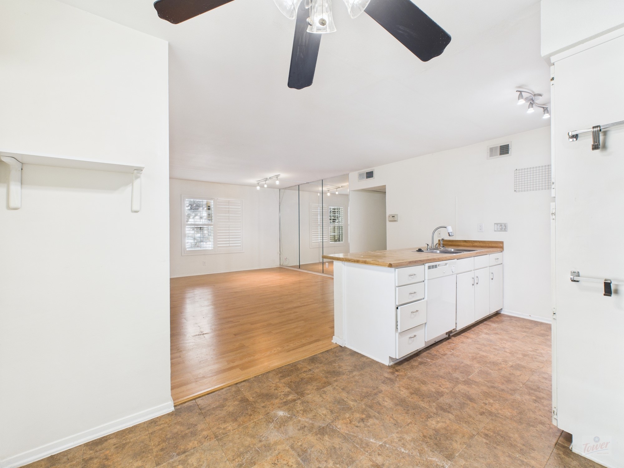 910 Duncan Lane, Unit 26 Austin, TX 78705 - Photo 17 of 31