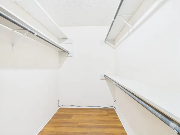 $1,200 | 910 Duncan Lane, Unit 26, Austin, TX 78705