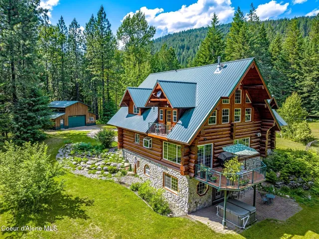 $1,975,000 | 1198 Mountain View Drive, Sandpoint, ID 83864