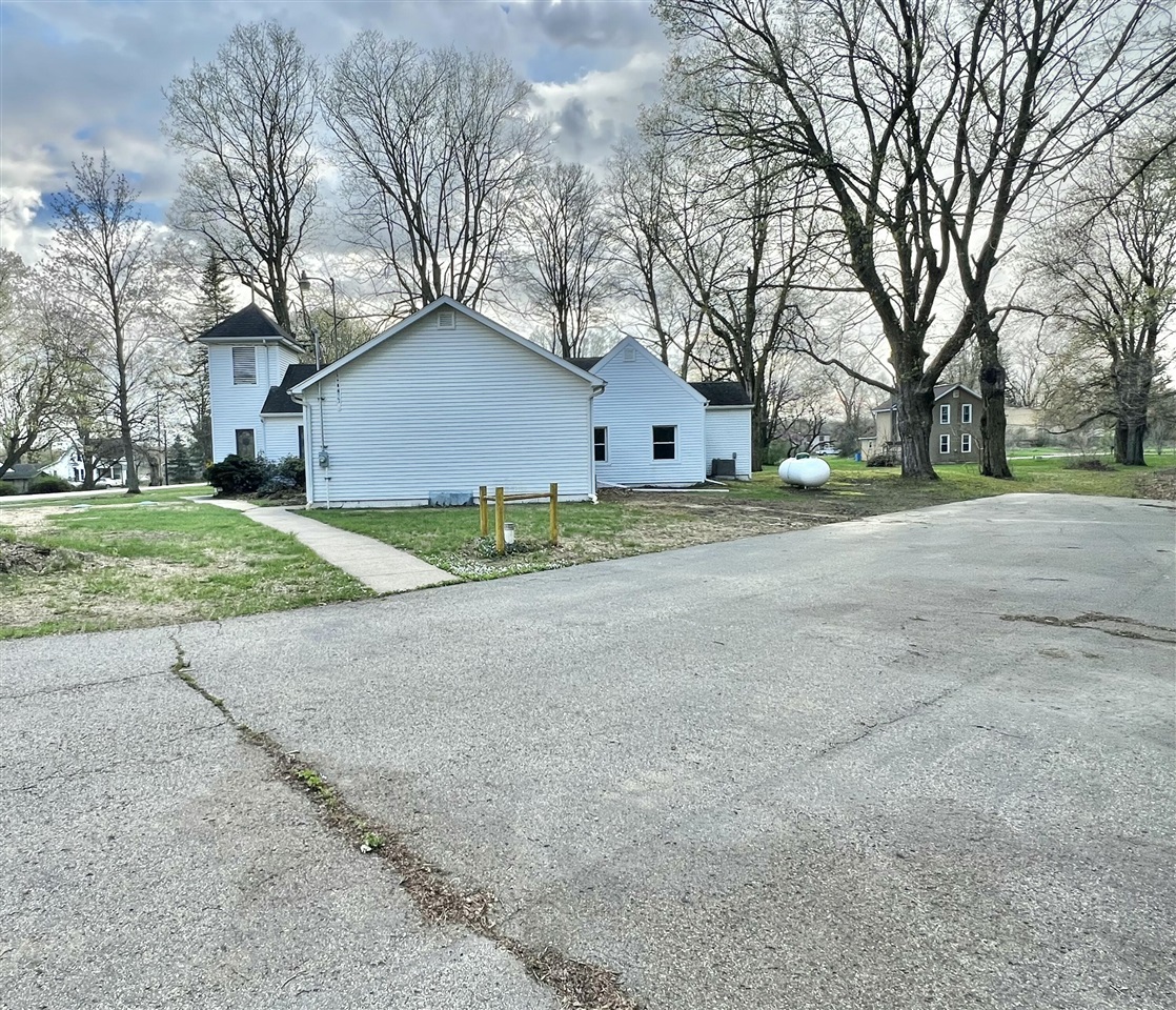 8768 Jerome Road North Jerome, MI 49249 - Photo 12 of 60