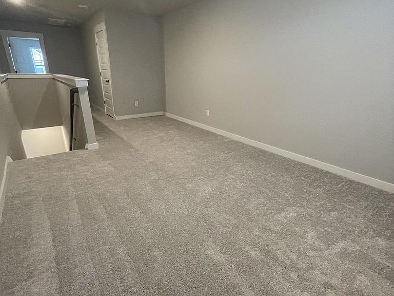 702 Mickelson Way, Unit 702 Lebanon, TN 37087 - Photo 10 of 17 a view of an empty room