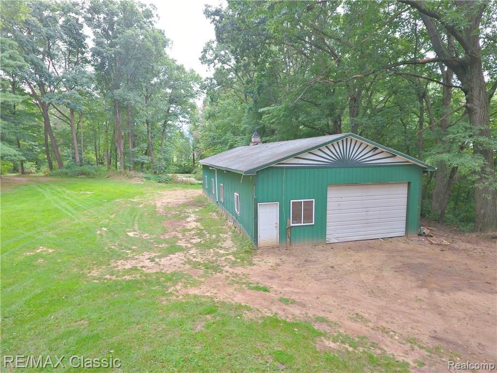 7632 Brophy Road Howell, MI 48855 - Photo 26 of 26 30 x 70 metal pole barn