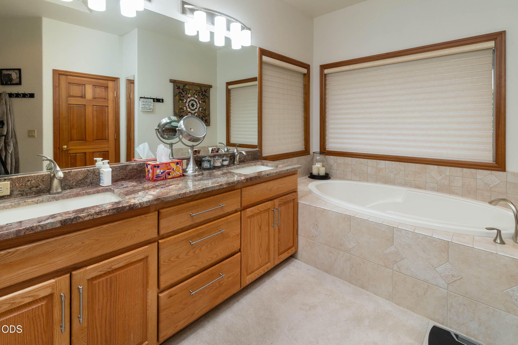 60621 Golf Village Loop Bend, OR 97702 - Photo 18 of 47