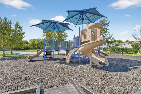 $2,580 | 15396 Wildflower Circle, Naples, FL 34119