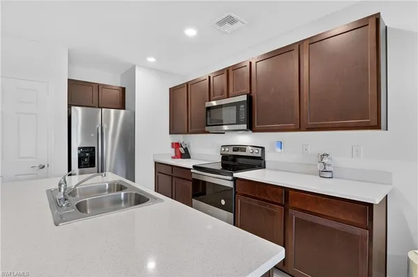 $2,580 | 15396 Wildflower Circle, Naples, FL 34119