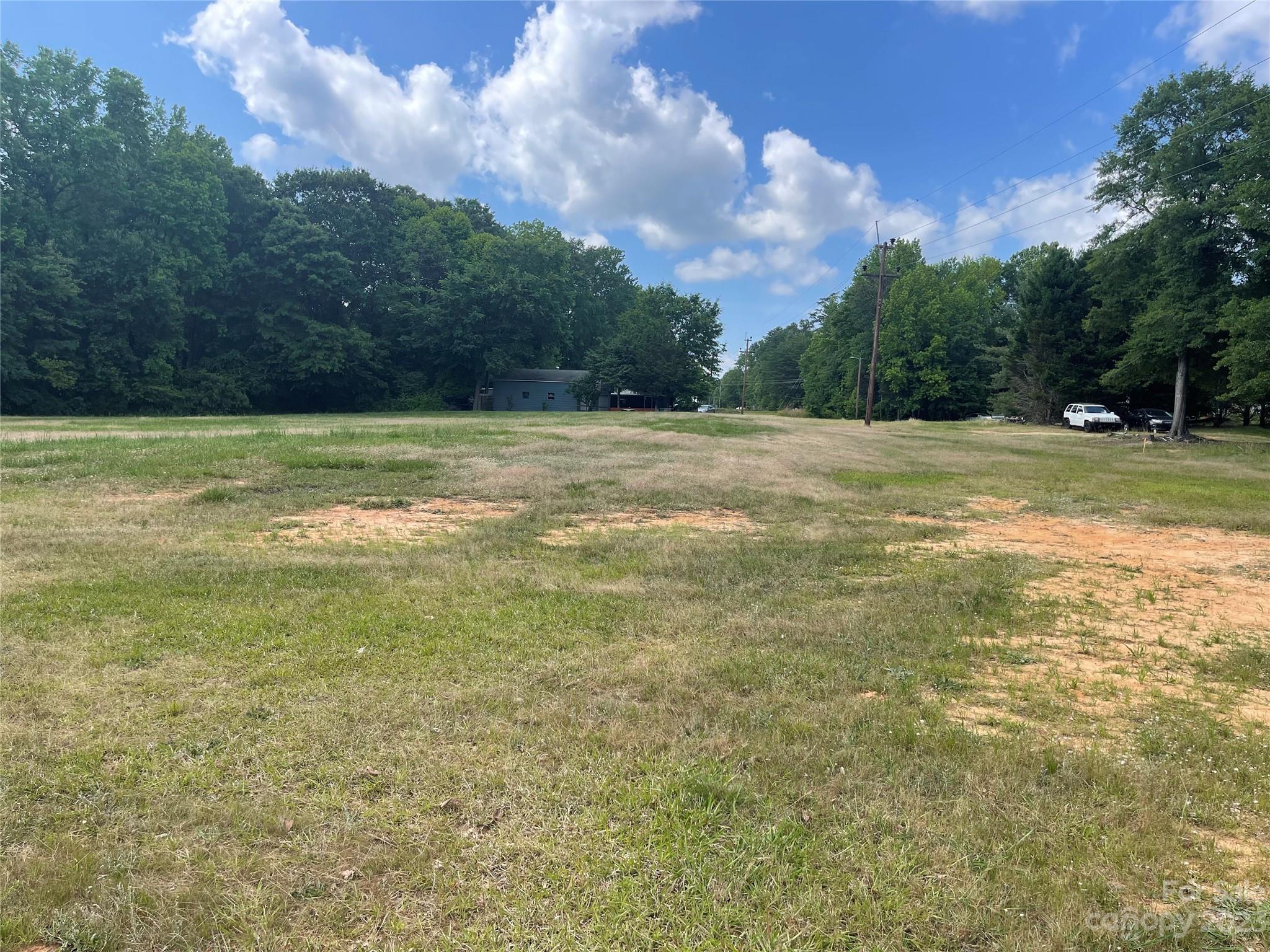 1375 Williams Road Fort Mill, SC 29715 - Photo 8 of 13 a view of a yard with a house