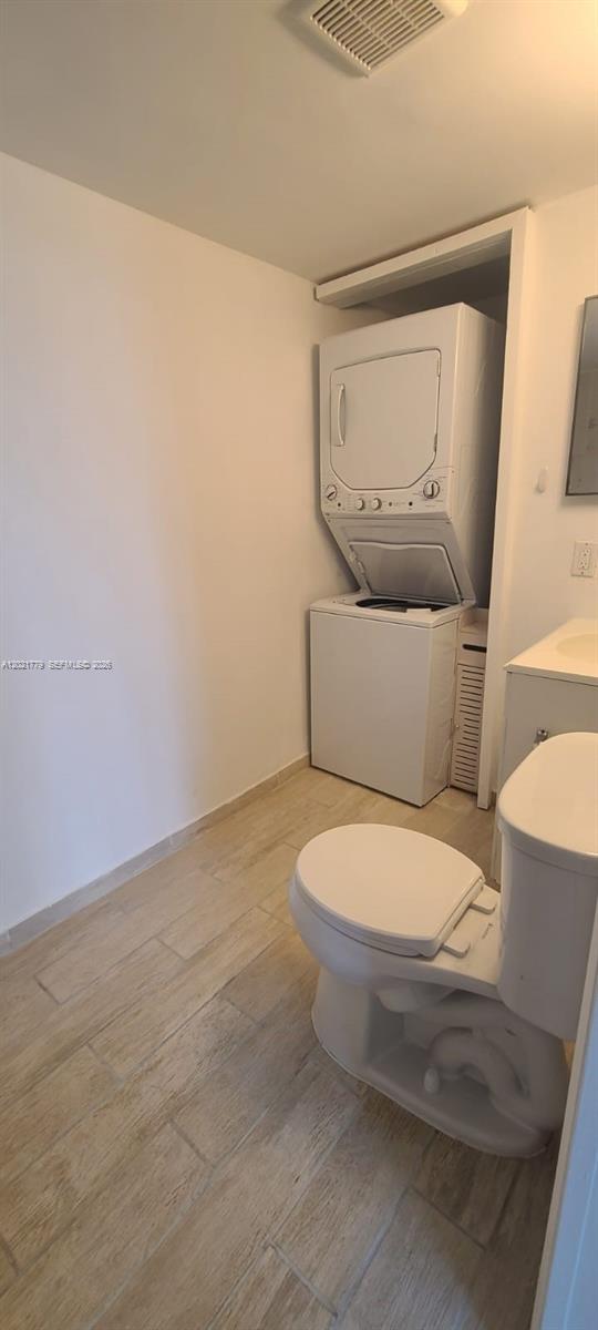 11800 Southwest 18th Street, Unit 4094 Miami, FL 33175 - Photo 14 of 14 a white toilet sitting next to a white tub