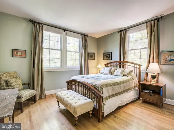$9,000 | 3808 Cathedral Avenue Northwest, Washington, DC 20016