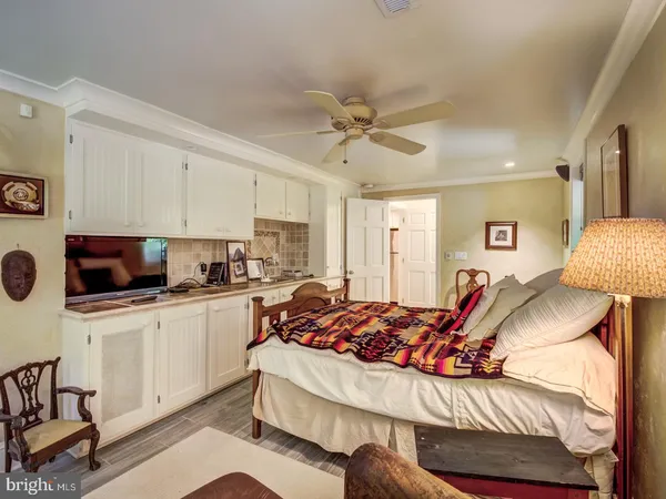 $9,000 | 3808 Cathedral Avenue Northwest, Washington, DC 20016