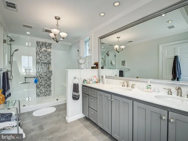 $9,000 | 3808 Cathedral Avenue Northwest, Washington, DC 20016